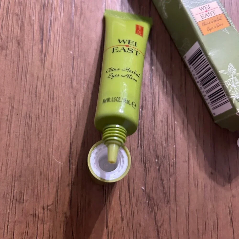 Wei East China Herbal EYES ALIVE 0.5 oz NIB